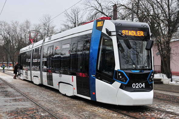 Низкопольный трамвайный вагон STADLER 85500M и 87700M